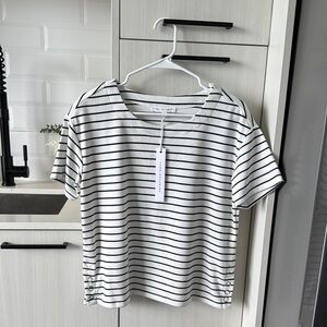 Banana Republic Black and White Relaxed Short Sleeve Tee